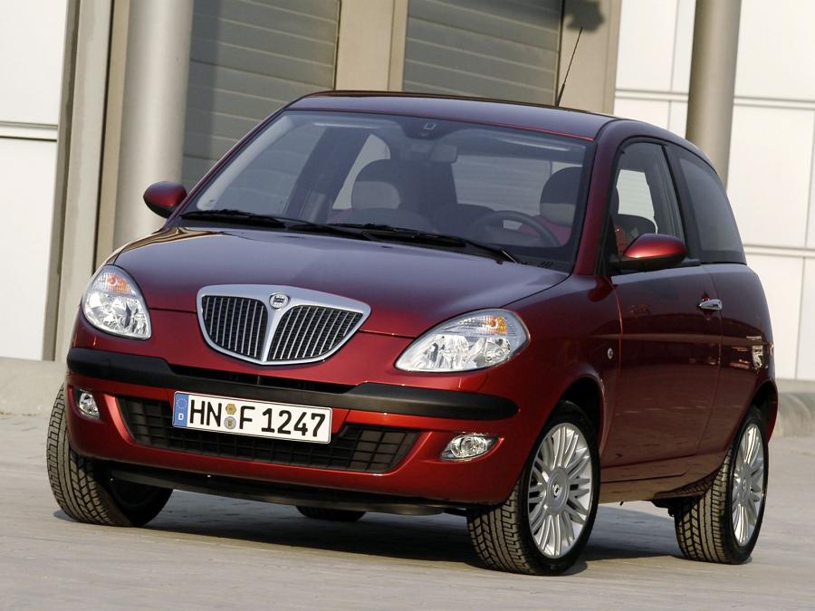  Lancia Ypsilon 2003 года  (фото 6 из 114)